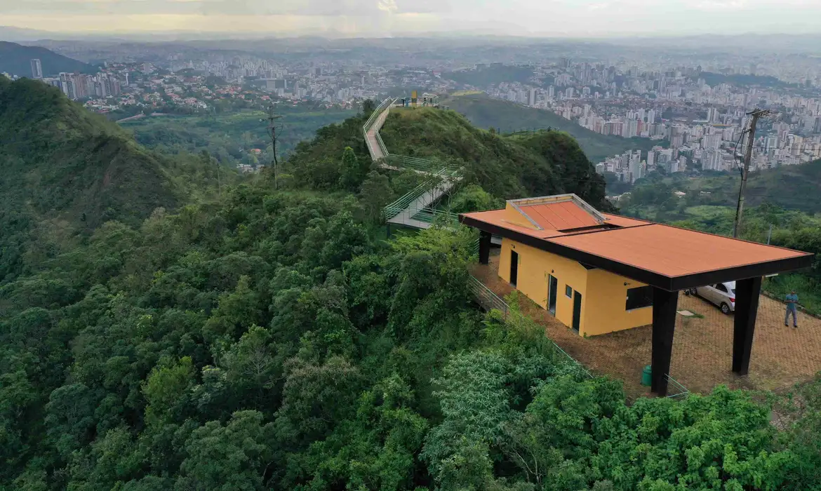 Em Minas Gerais, indústria cresce com respeito ao meio ambiente Foto: Divulgação Agência Brasil