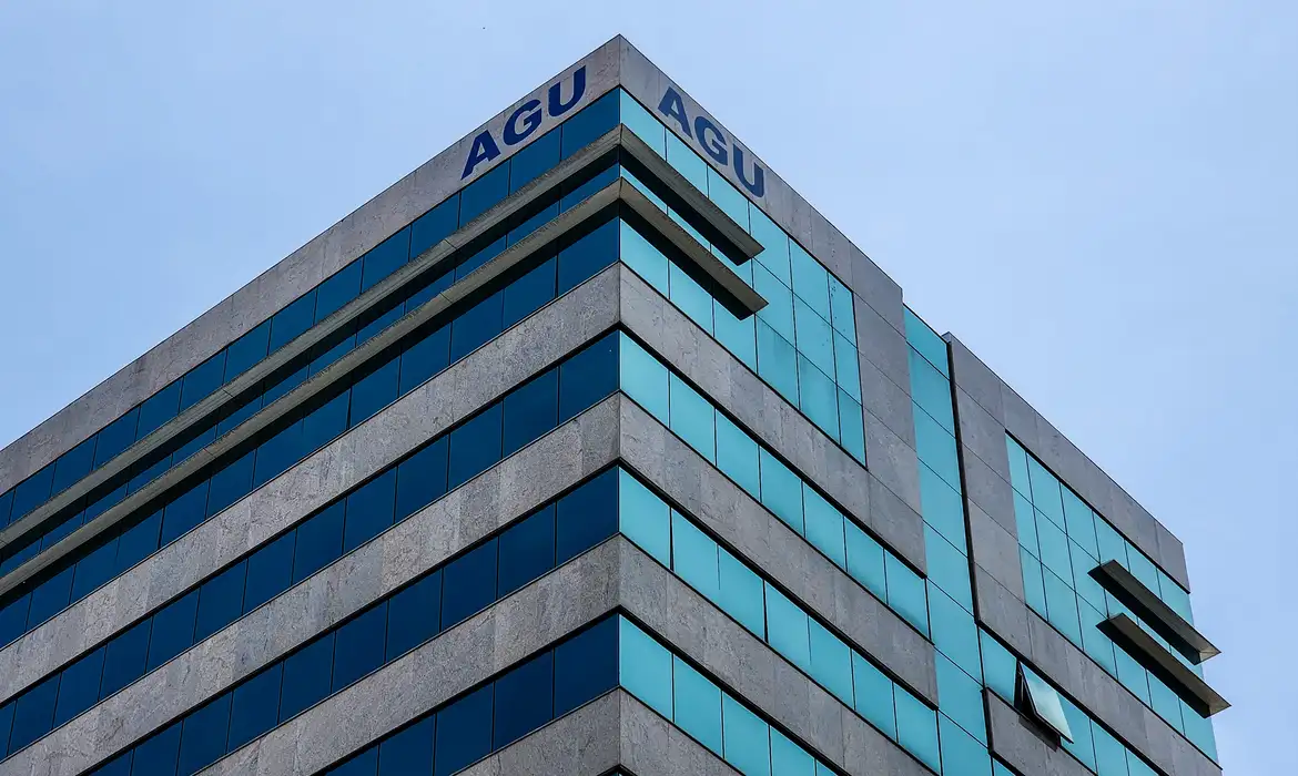 AGU pede suspensão do processo de desoneração da folha ao Supremo - Foto: Rafa Neddermeyer/Agência Brasil