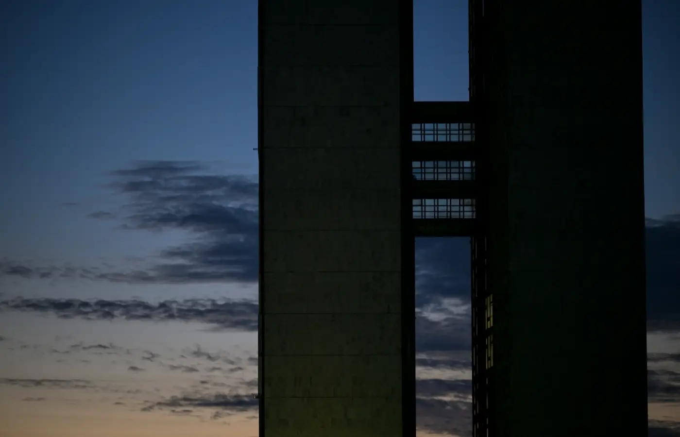 Líderes da Câmara fecham acordo e abril começa sem sessões por feriado
