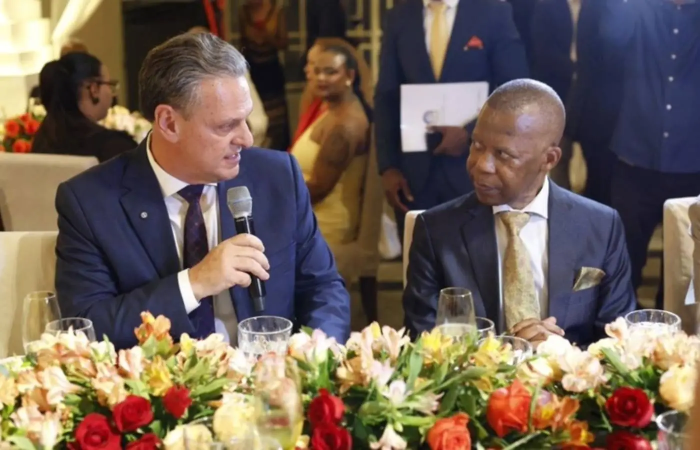 Brasil celebra 50 anos de independência de Angola e reafirma parceria estratégica Brasil celebra 50 anos de independência de Angola e reafirma parceria estratégica