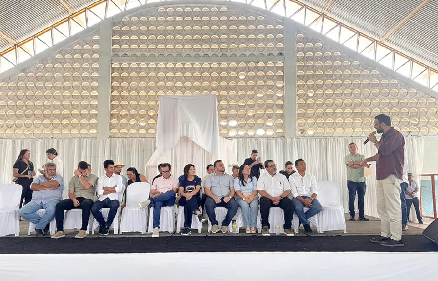 Programa Água Doce leva água potável a comunidades rurais do agreste pernambucano