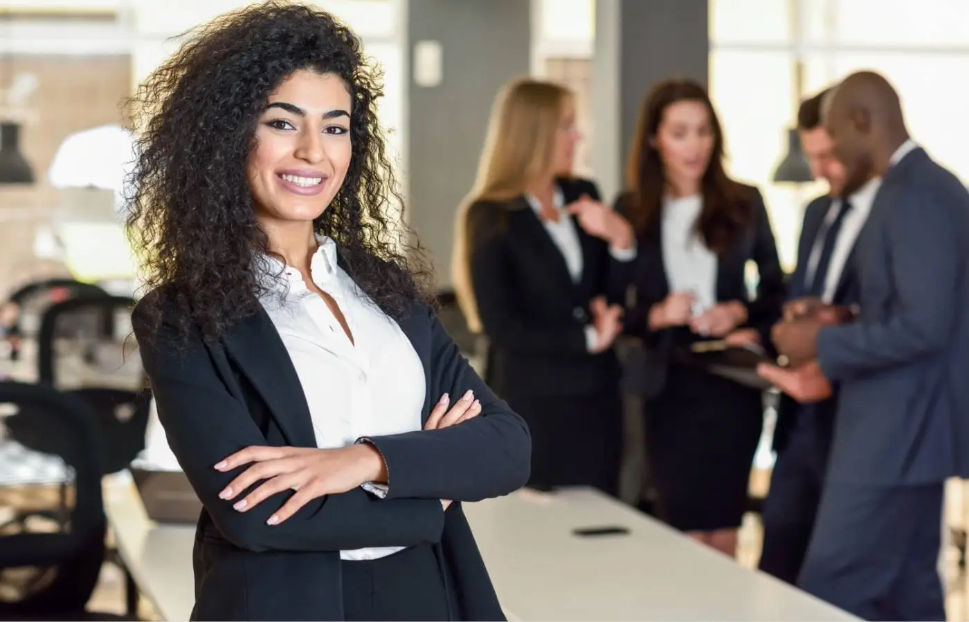 Bate-papo com Elas: webinar gratuito busca fortalecer liderança feminina na indústria