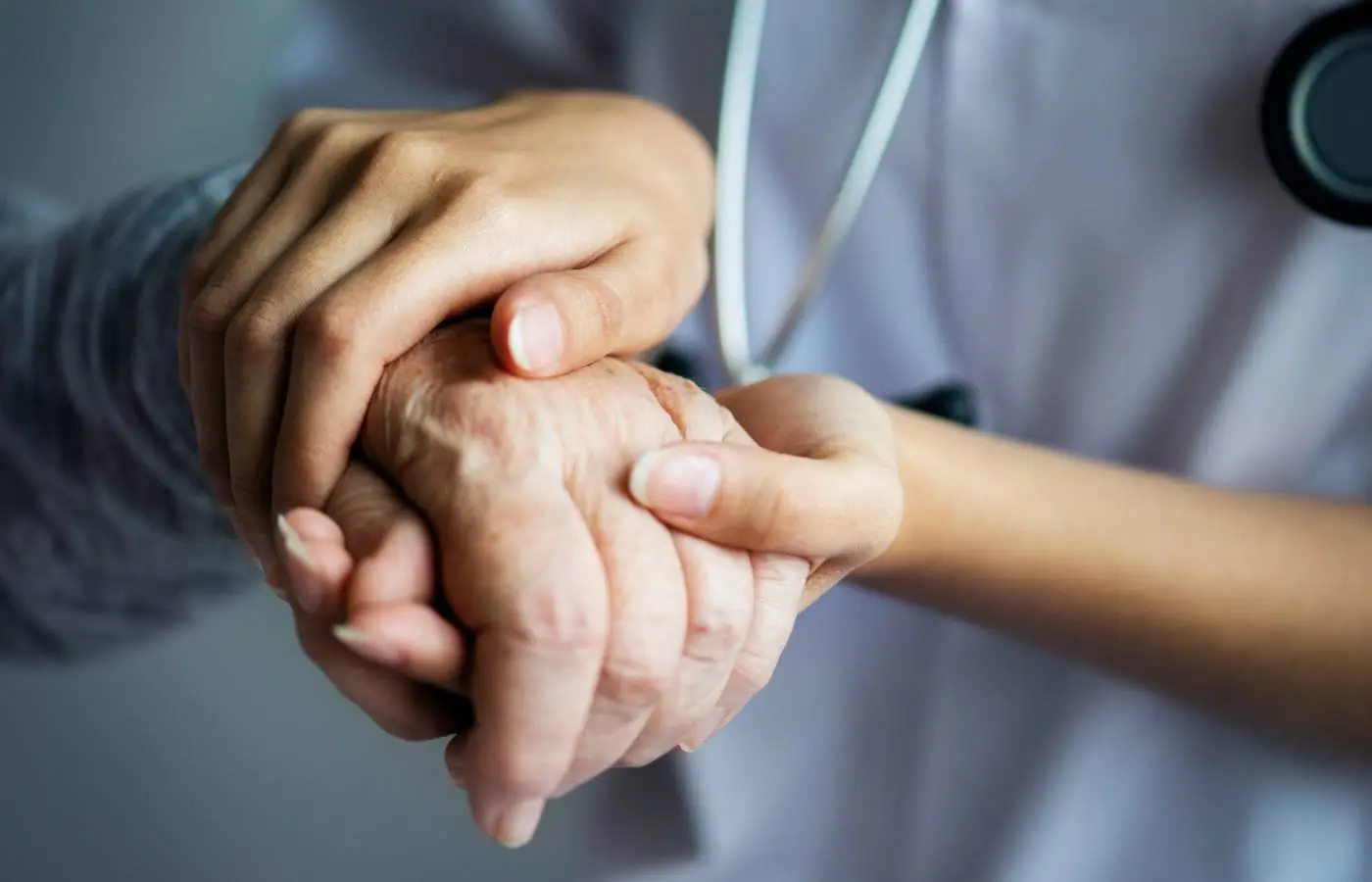 Postos de trabalho de enfermagem crescem 46% no Centro-Oeste em cinco anos, diz estudo 