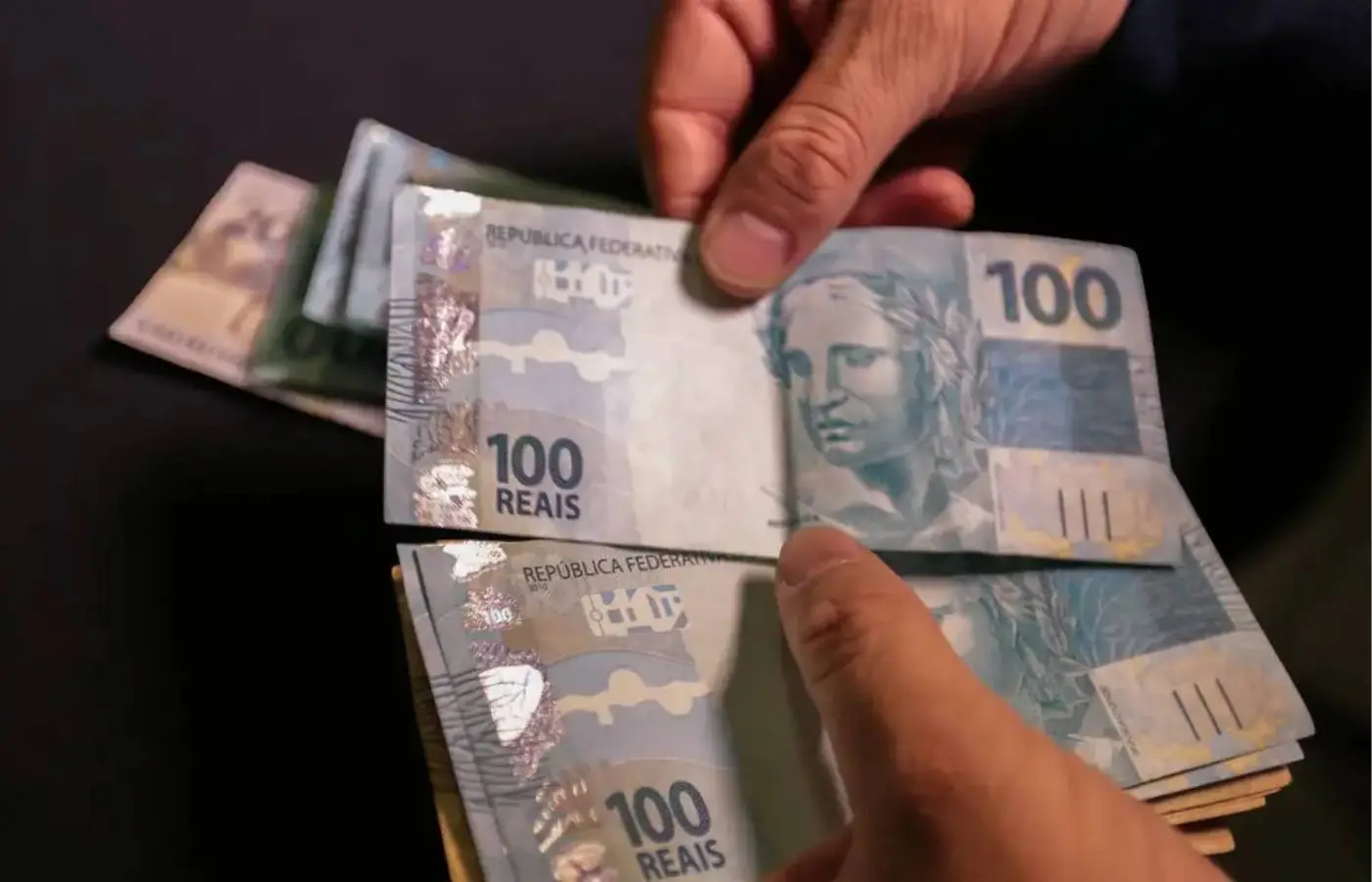 Orçamento familiar: Norte e Nordeste lideram comprometimento da renda no país, aponta Serasa