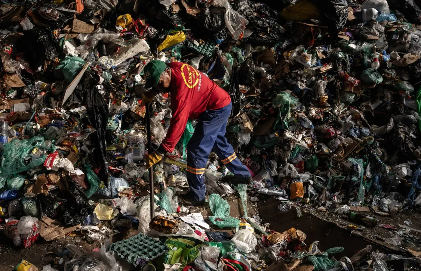 SÃO PAULO (SP): Sem regulamentação, lei municipal contra descartáveis deixa cooperativas com resíduos sem valor