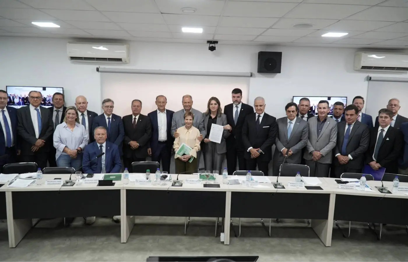 Setor produtivo divulga manifesto contra redução da jornada sem ganho de produtividade