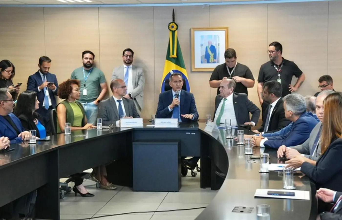 Mercado do Povo leva comércio e renda a municípios mais vulneráveis