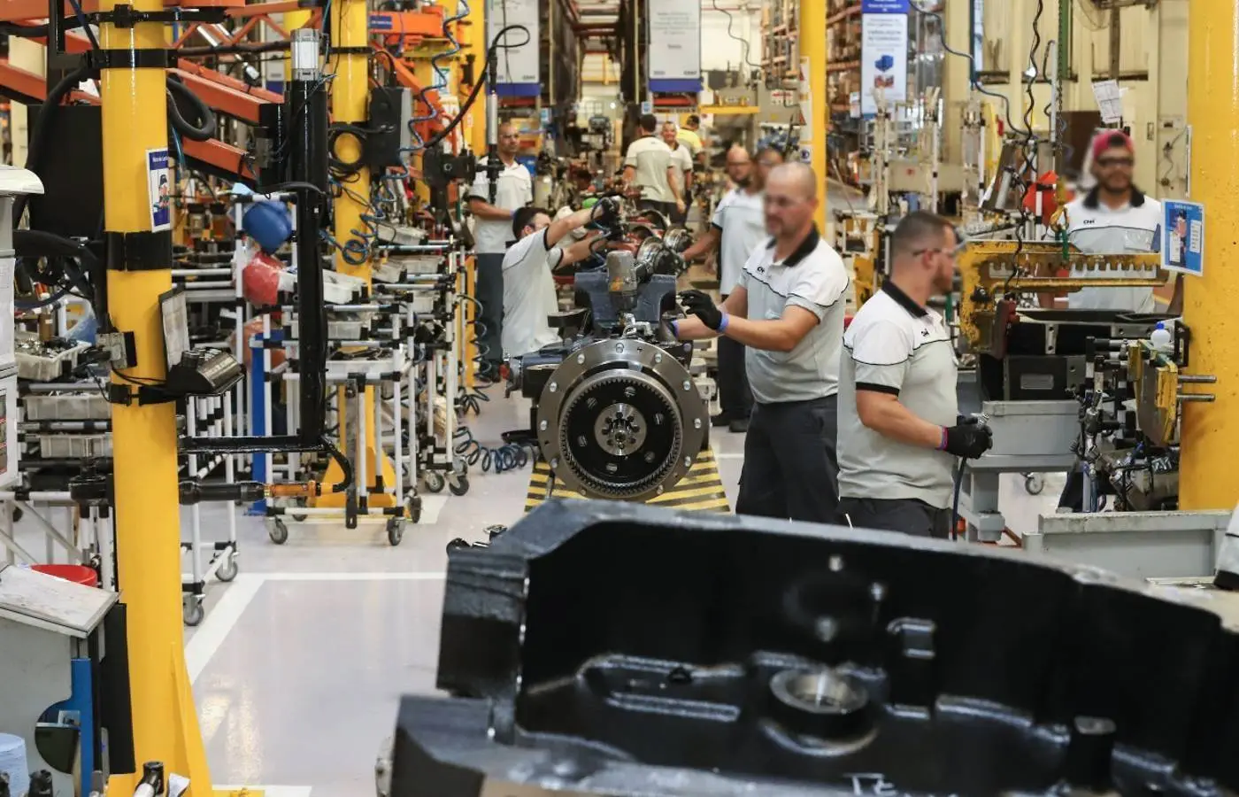 CNI: 20 setores industriais estão pouco confiantes, diz pesquisa