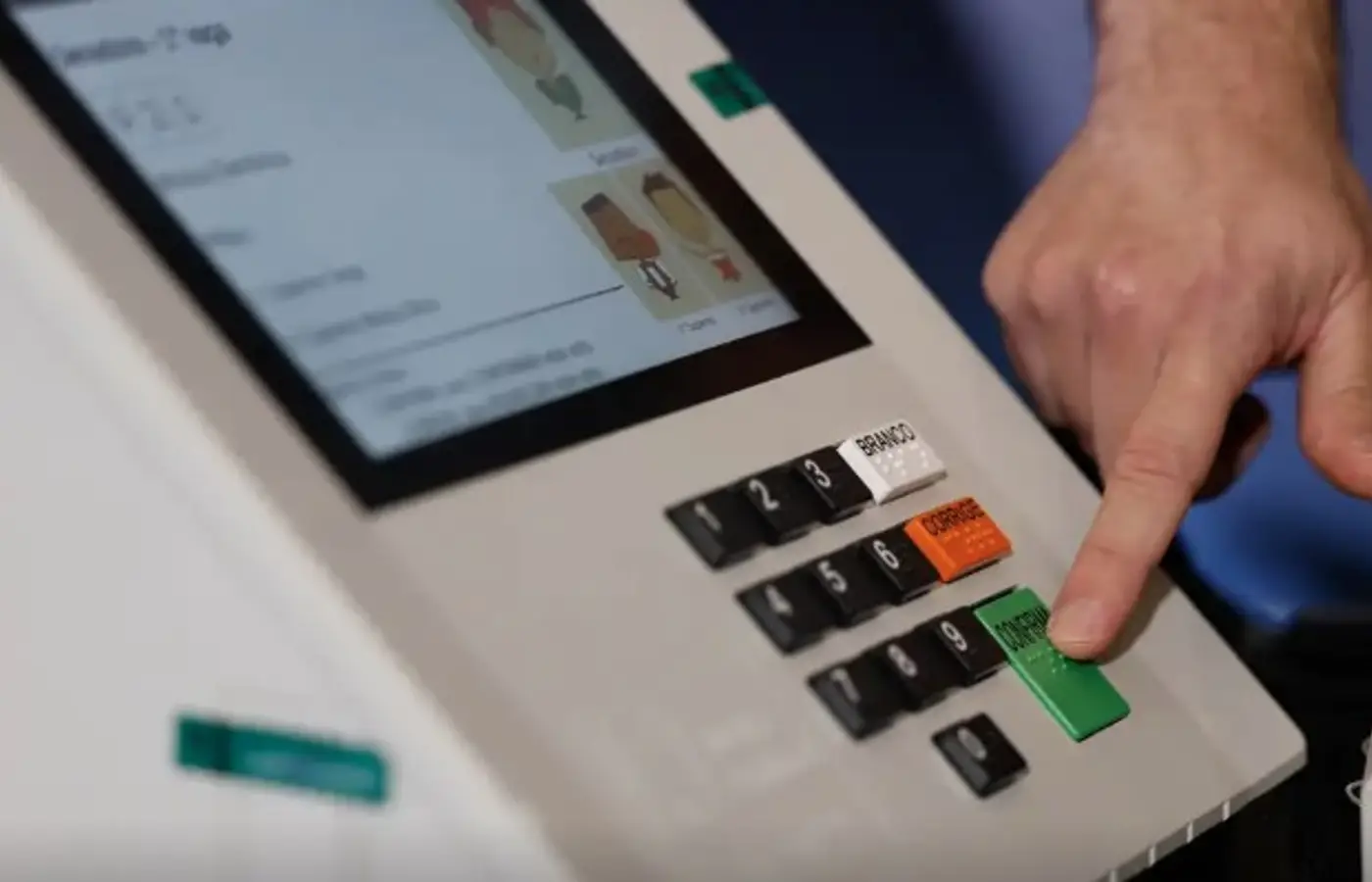 Manual do eleitor: quase 160 milhões vão votar. O que é preciso levar e fazer no dia da eleição?