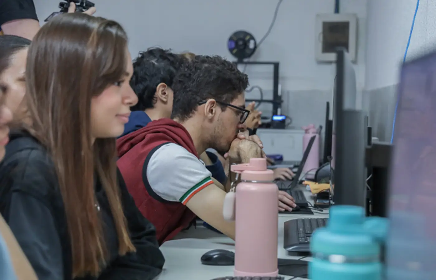 Internet chega a 8 mil das escolas públicas da Bahia