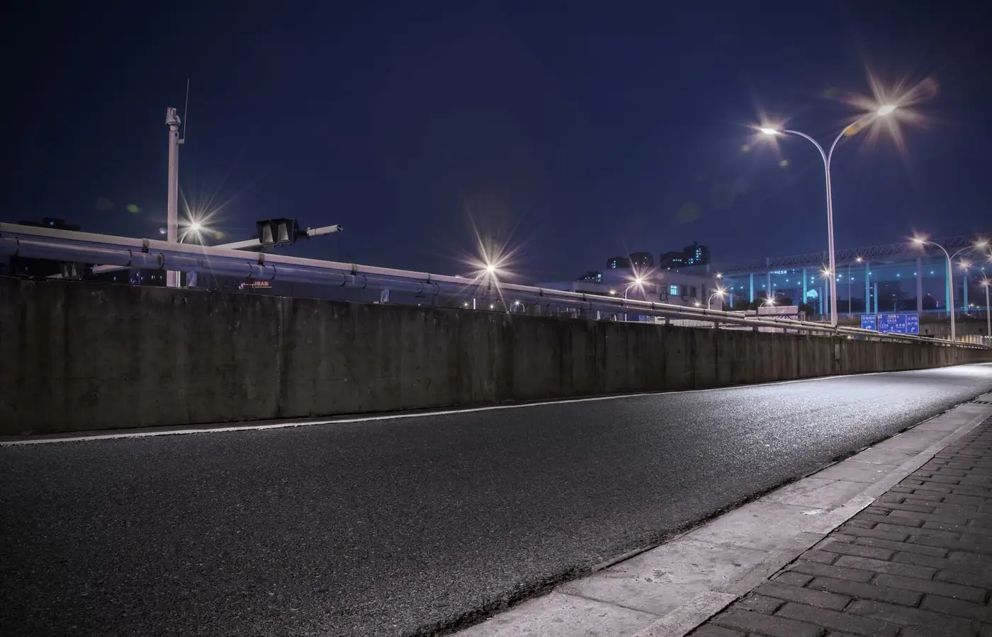 Iluminação pública pode consumir até 5% do orçamento municipal, aponta EPE