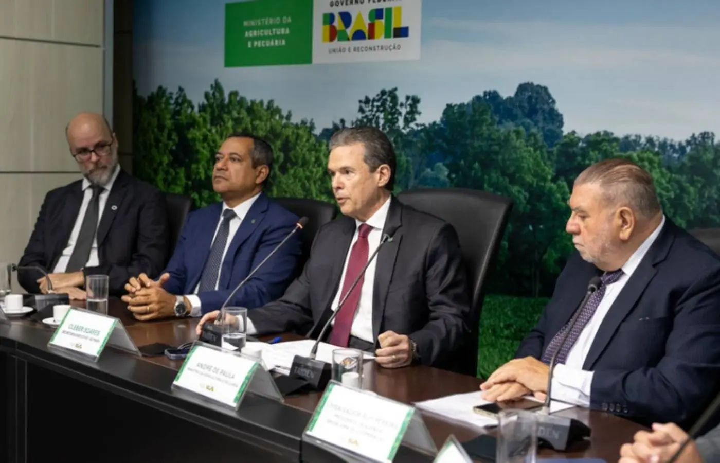 Ministério da Agricultura lança plataforma única para registro de defensivos agrícolas