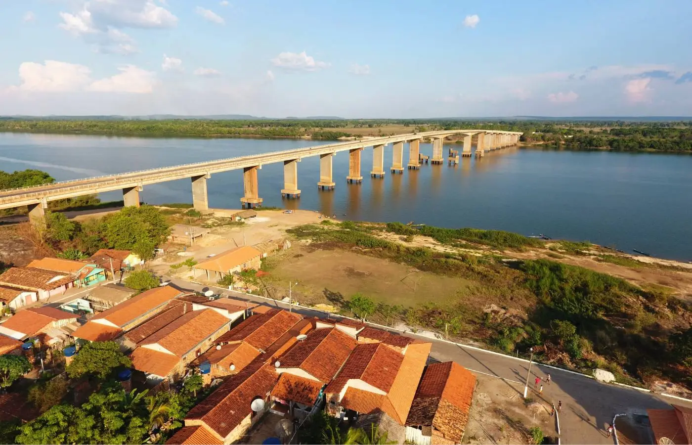 Ponte sobre Rio Araguaia apresenta risco estrutural e passa por processo de monitoramento pelo DNIT