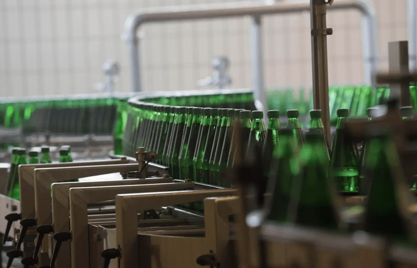 Câmara aprova até 15 anos de prisão para quem adulterar bebidas e gerar mortes Câmara aprova até 15 anos de prisão para quem adulterar bebidas e gerar mortes