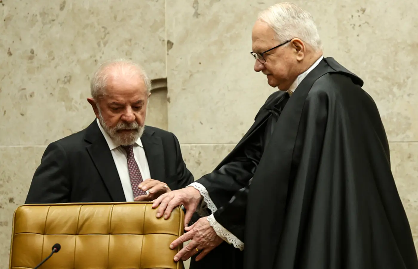 Fachin defende criação de Código Ética para respaldar STF de críticas