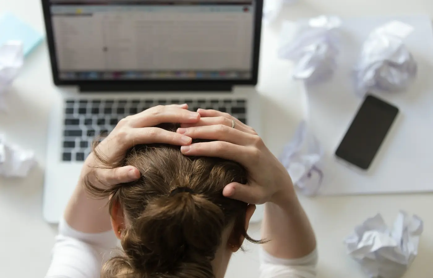 Novas regras sobre saúde mental no trabalho entram em vigor e exigem mudança cultural nas empresas