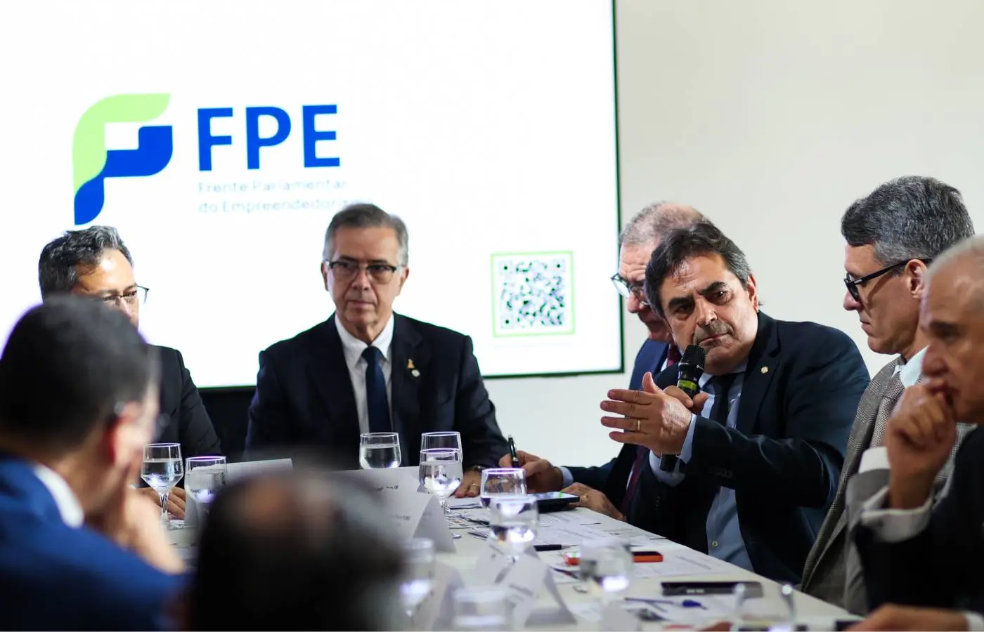 Reforma Tributária: parlamentares e empresários discutem ajustes na regulamentação