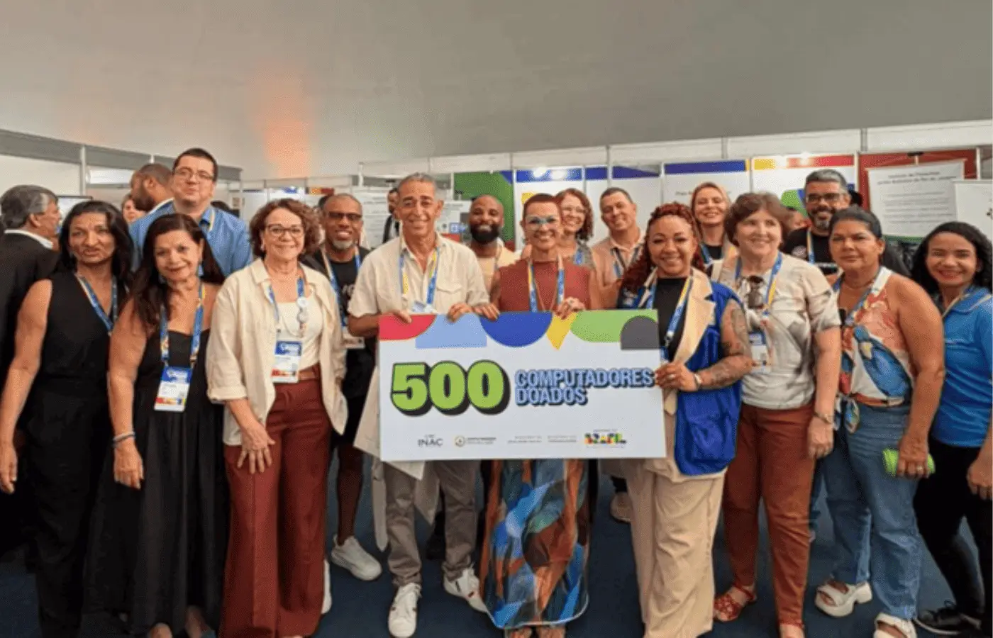 Caravana Federativa leva computadores e serviços a gestores e instituições no Rio