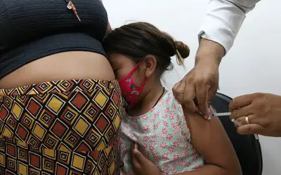 Cerca de 50% dos povos indígenas foram vacinados contra  a gripe - Foto: Rovena Rosa/Agência Brasil