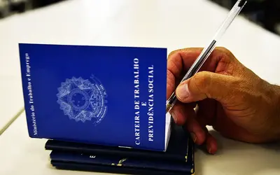 Desemprego recuou apenas em dois estados; situação preocupa. Foto: Marcello Casal Jr/Agência Brasil Desemprego recuou apenas em dois estados; situação preocupa. Foto: Marcello Casal Jr/Agência Brasil