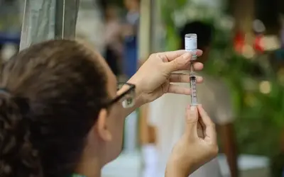 Cerca de 50% do grupo prioritário ainda não se imunizou contra a gripe na PB - Foto: Tomaz Silva/Agência Brasil