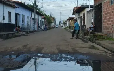 Falta de água tratada nas casas das periferias: problema comum no Brasil Foto: Marcello Casal Jr./Agência Brasil