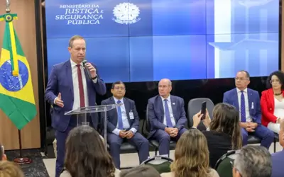 Ministro interino da Justiça, Ricardo Cappelli, discursa na solenidade para assinatura do ACT – Foto: Fabio Rodrigues-Pozzebom/Agência Brasil