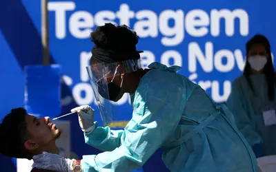 Alerta: número de casos de Covid cresceram 70% em uma semana. Foto: Marcelo Camargo/Agência Brasil